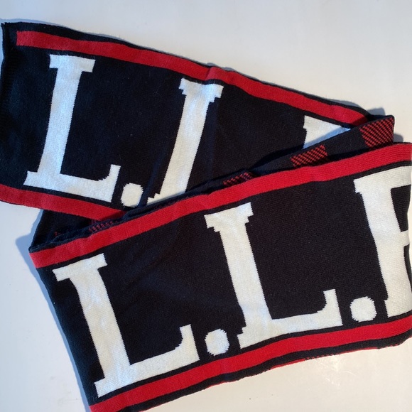 LL Bean winter scarf double sided red and black Buffalo check and LL Bean logo - Picture 5 of 5